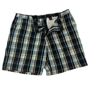 Greg Norman  Plaid size 42 shorts. Black plaid with blue pink & green. Golf 0983